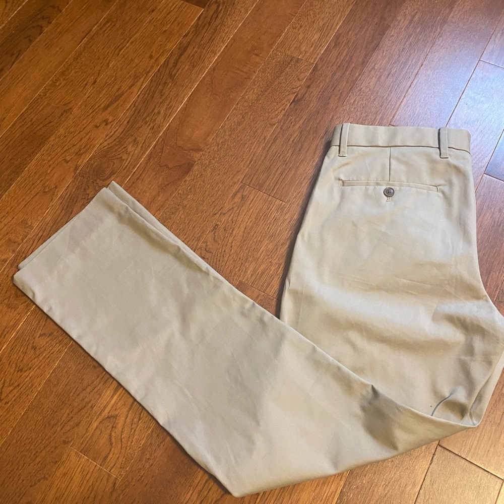 Gap khakis